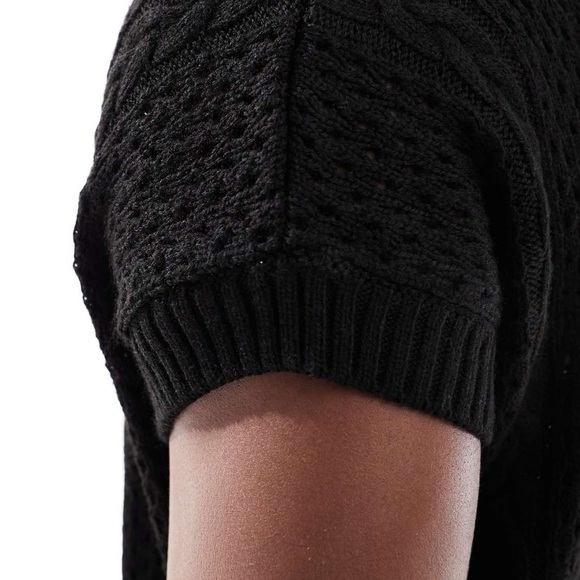 ASOS Design Men’s Extreme Oversized Knitted Tank in Cable Knit Black - Size M - Picture 5 of 5